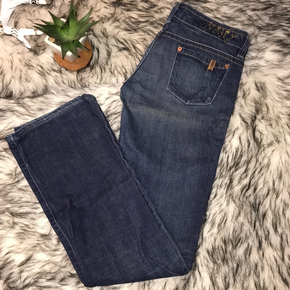 Vintage Notify Hellebora Jeans from Italy Low Rise Straight Leg